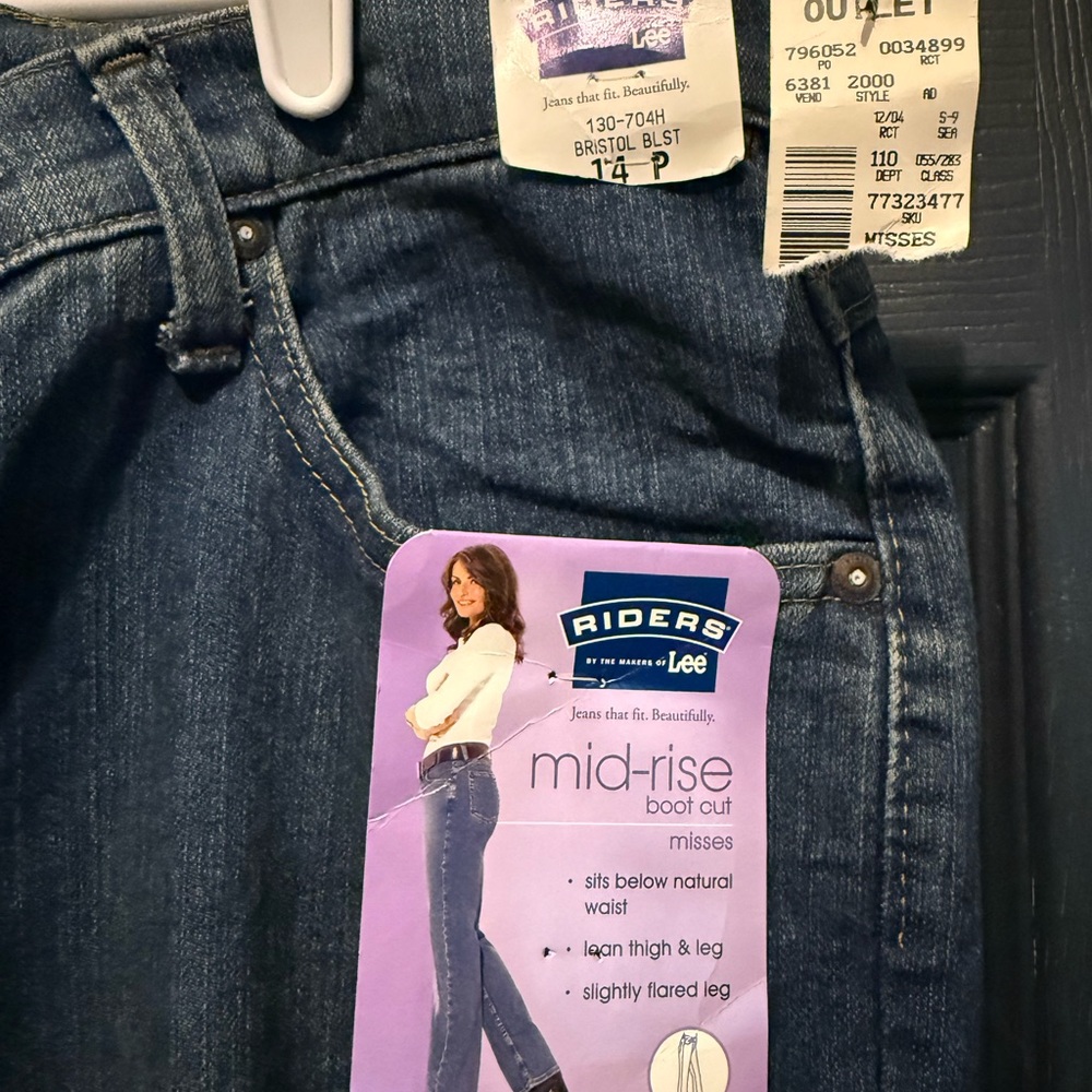 Lee Women's Dark Blue Boot Cut Jeans NEW Size 14 Petite